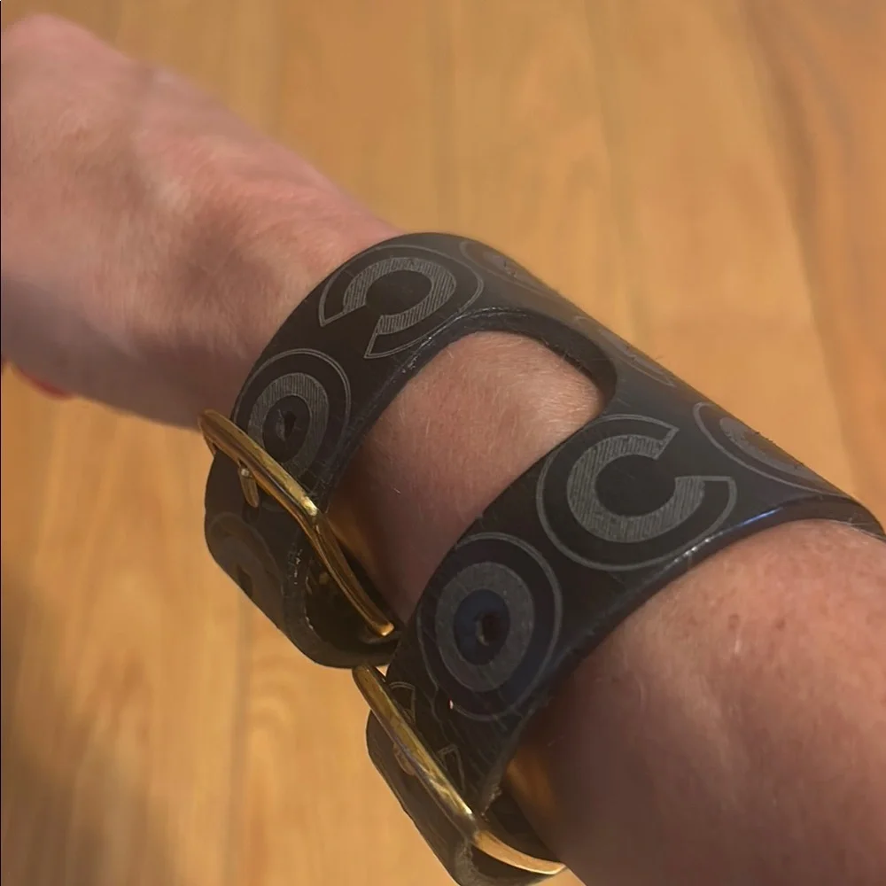 Chanel iconic COCO double bracelet - Picture 3 of 7